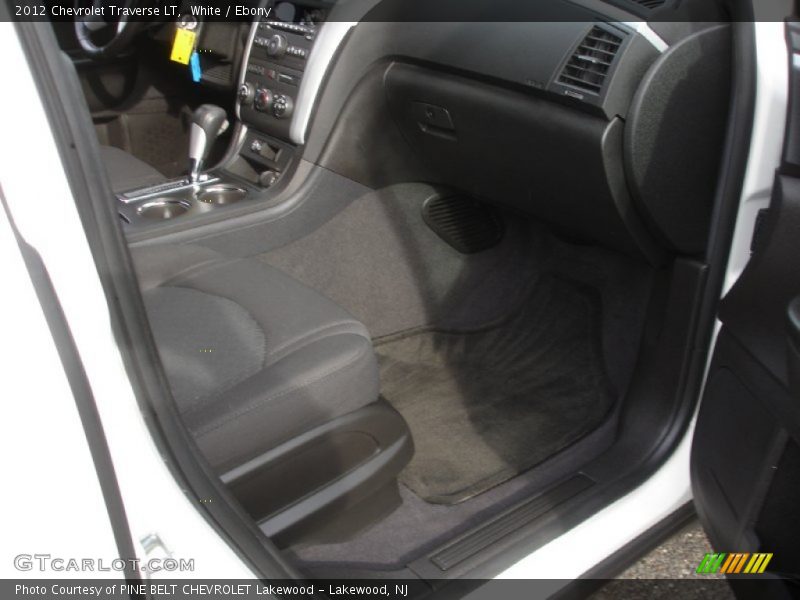 White / Ebony 2012 Chevrolet Traverse LT