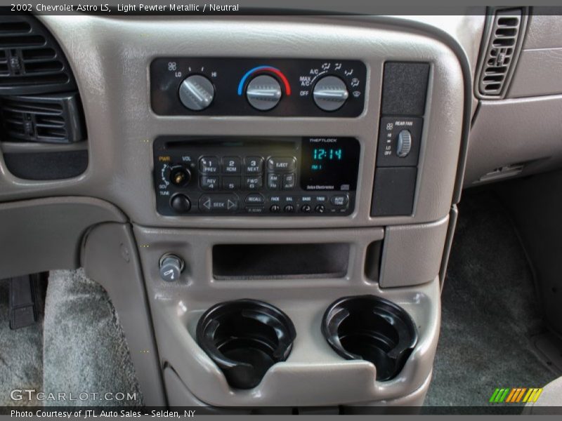 Controls of 2002 Astro LS