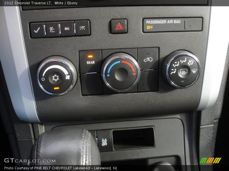 White / Ebony 2012 Chevrolet Traverse LT