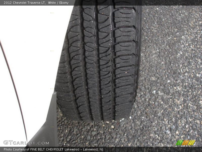 White / Ebony 2012 Chevrolet Traverse LT