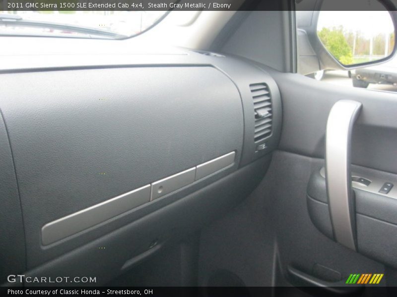 Stealth Gray Metallic / Ebony 2011 GMC Sierra 1500 SLE Extended Cab 4x4