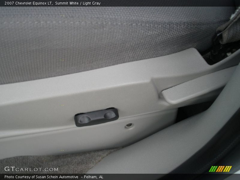 Summit White / Light Gray 2007 Chevrolet Equinox LT