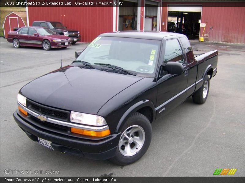 Onyx Black / Medium Gray 2001 Chevrolet S10 LS Extended Cab