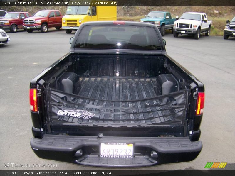 Onyx Black / Medium Gray 2001 Chevrolet S10 LS Extended Cab
