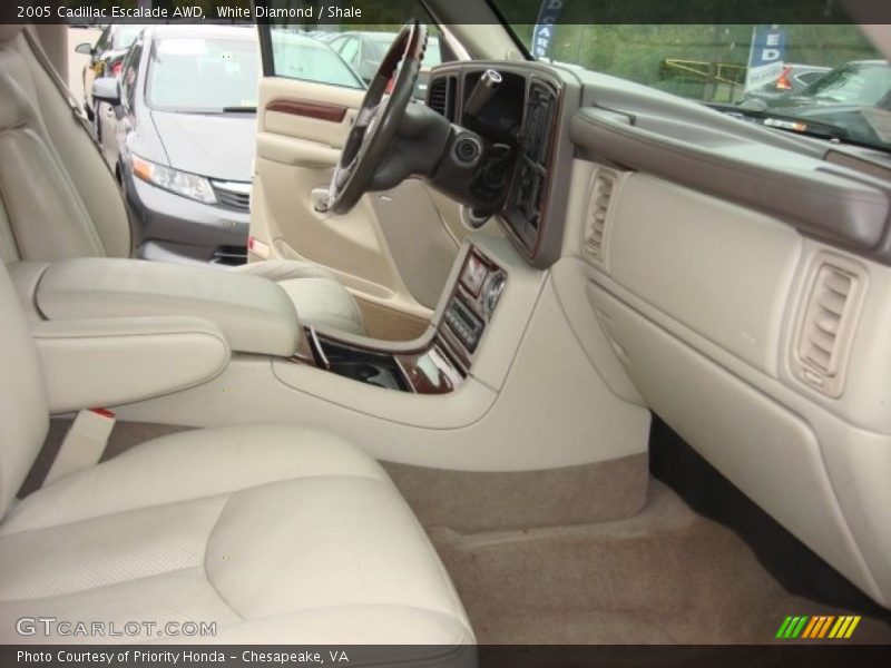 White Diamond / Shale 2005 Cadillac Escalade AWD