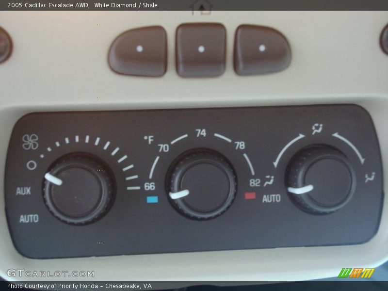 White Diamond / Shale 2005 Cadillac Escalade AWD