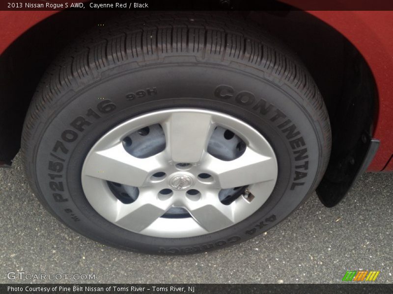 Cayenne Red / Black 2013 Nissan Rogue S AWD