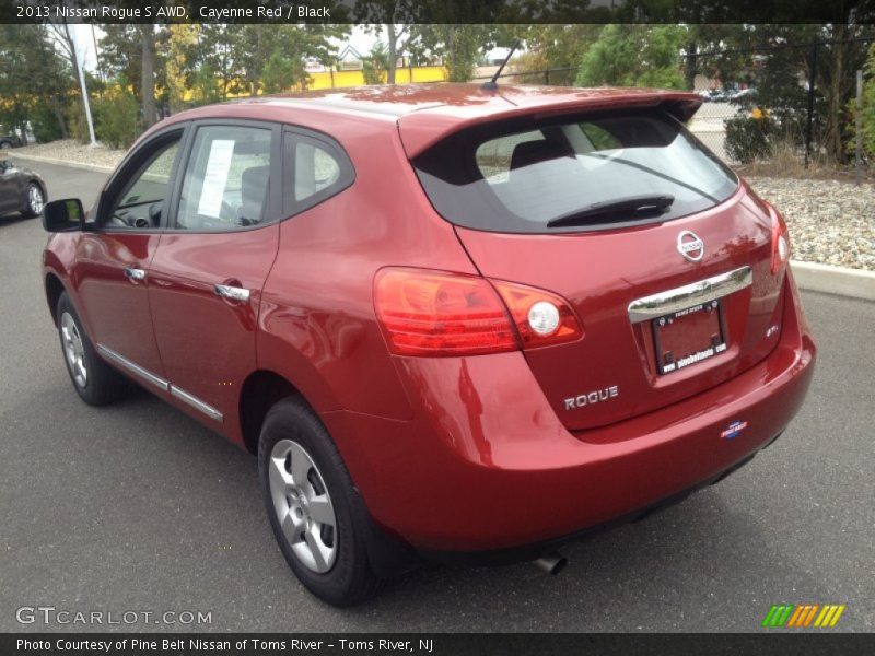 Cayenne Red / Black 2013 Nissan Rogue S AWD