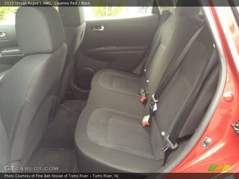 Cayenne Red / Black 2013 Nissan Rogue S AWD