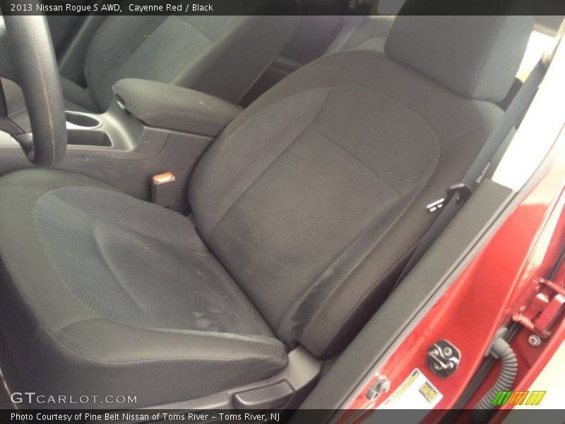 Cayenne Red / Black 2013 Nissan Rogue S AWD