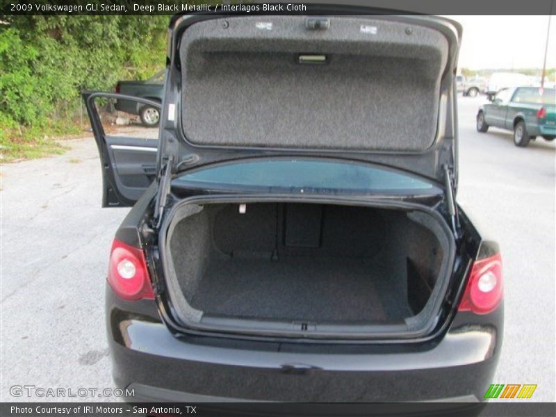 Deep Black Metallic / Interlagos Black Cloth 2009 Volkswagen GLI Sedan