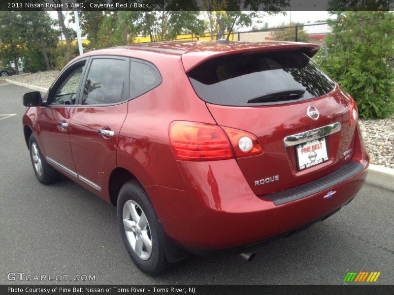 Cayenne Red / Black 2013 Nissan Rogue S AWD