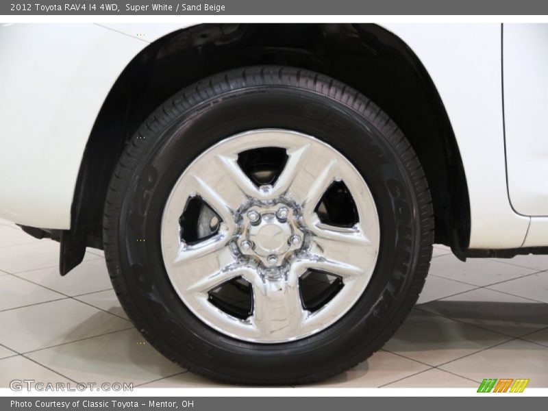 Super White / Sand Beige 2012 Toyota RAV4 I4 4WD