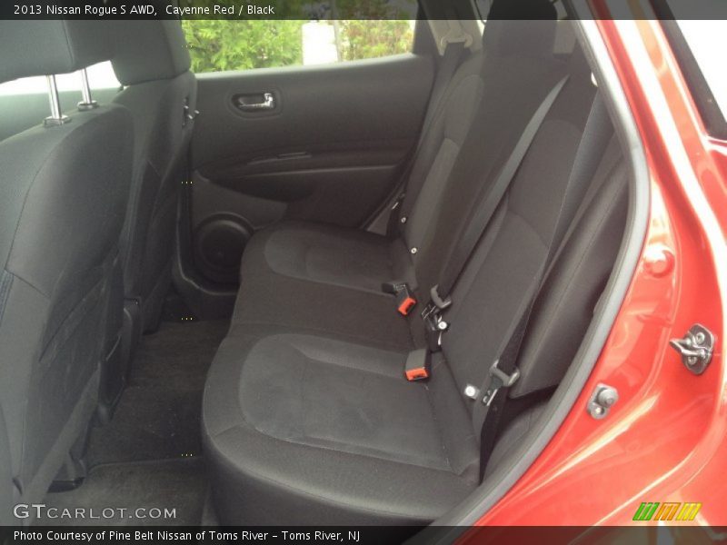 Cayenne Red / Black 2013 Nissan Rogue S AWD