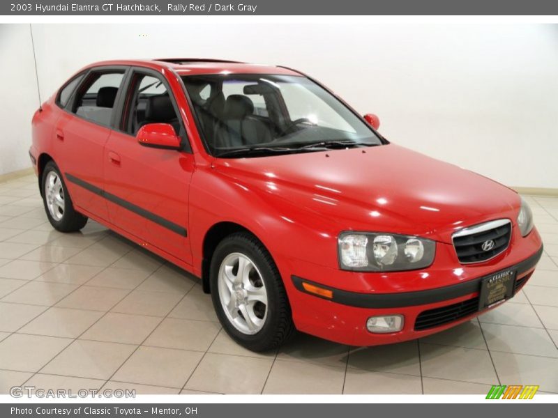 Rally Red / Dark Gray 2003 Hyundai Elantra GT Hatchback