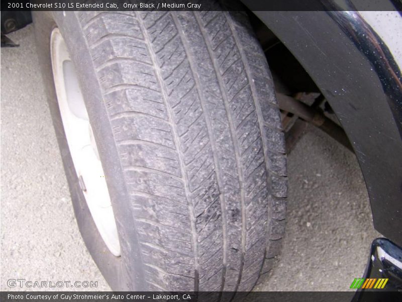 Onyx Black / Medium Gray 2001 Chevrolet S10 LS Extended Cab