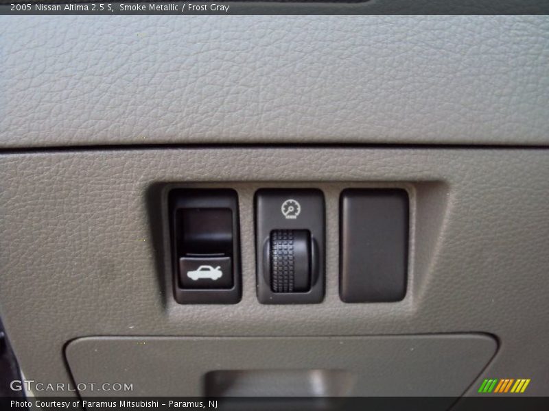 Smoke Metallic / Frost Gray 2005 Nissan Altima 2.5 S