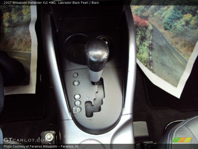 Labrador Black Pearl / Black 2007 Mitsubishi Outlander XLS 4WD