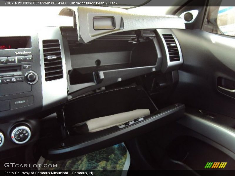 Labrador Black Pearl / Black 2007 Mitsubishi Outlander XLS 4WD