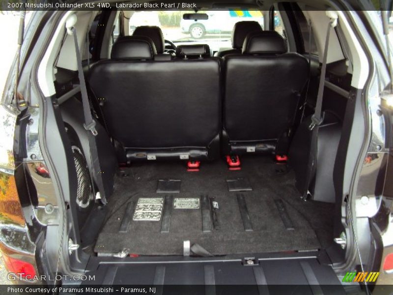 Labrador Black Pearl / Black 2007 Mitsubishi Outlander XLS 4WD