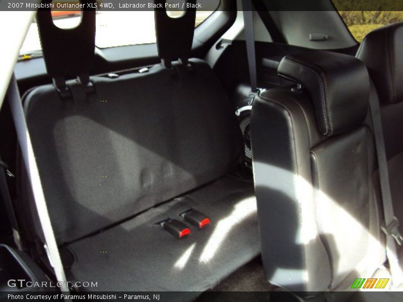 Labrador Black Pearl / Black 2007 Mitsubishi Outlander XLS 4WD