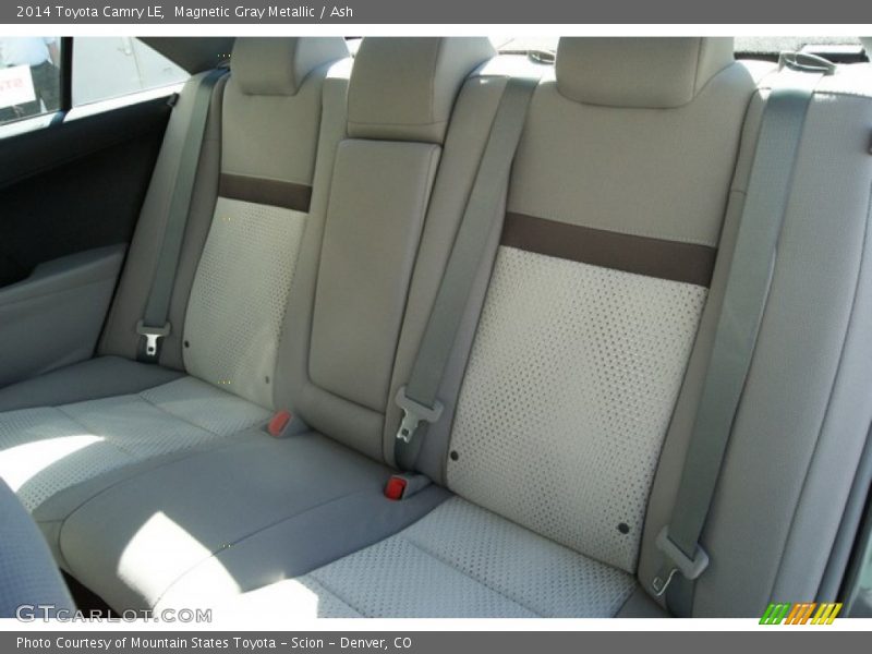 Magnetic Gray Metallic / Ash 2014 Toyota Camry LE