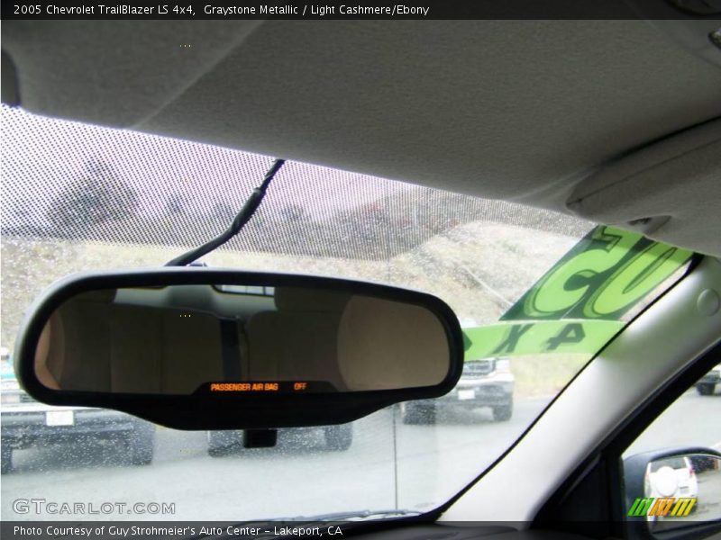Graystone Metallic / Light Cashmere/Ebony 2005 Chevrolet TrailBlazer LS 4x4