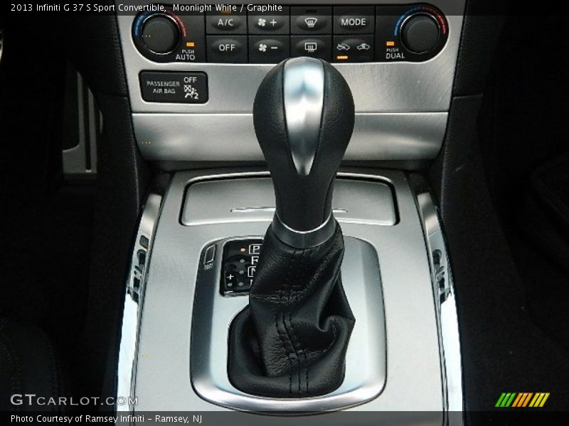 Moonlight White / Graphite 2013 Infiniti G 37 S Sport Convertible