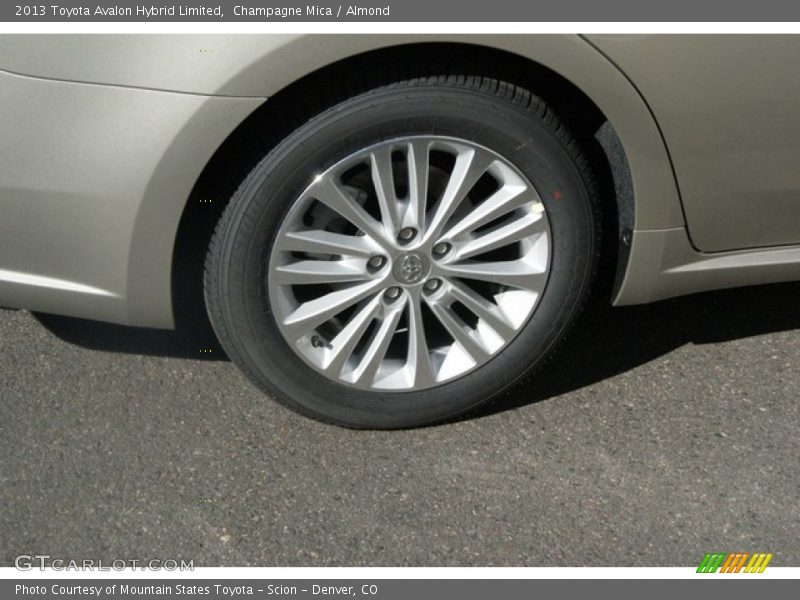 Champagne Mica / Almond 2013 Toyota Avalon Hybrid Limited
