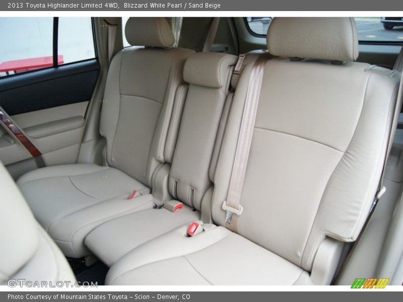 Blizzard White Pearl / Sand Beige 2013 Toyota Highlander Limited 4WD