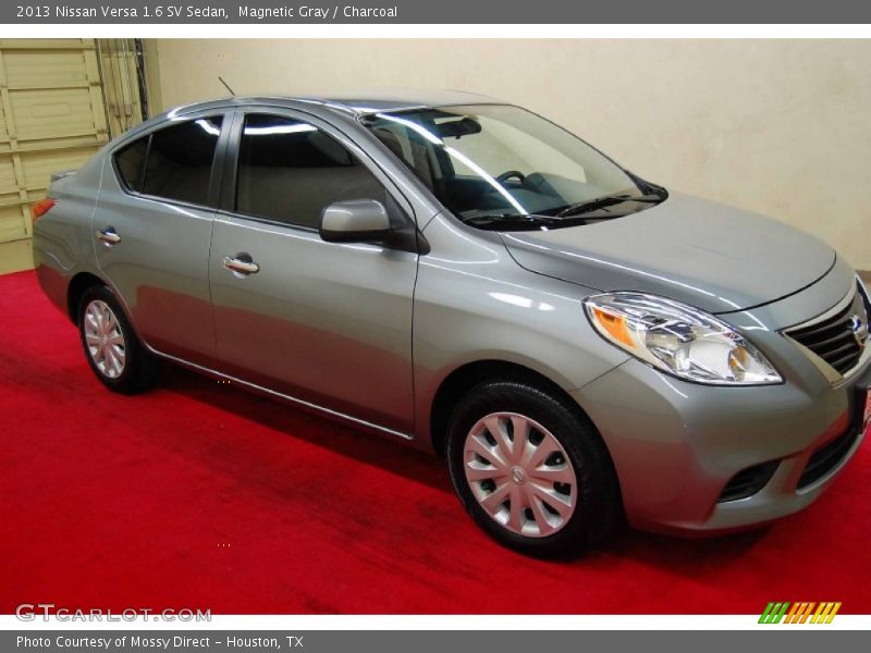 Magnetic Gray / Charcoal 2013 Nissan Versa 1.6 SV Sedan