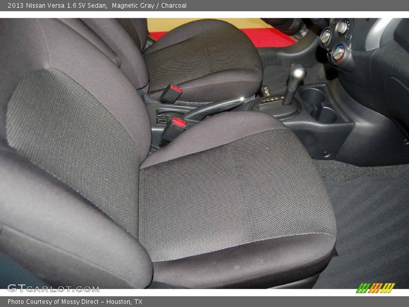 Magnetic Gray / Charcoal 2013 Nissan Versa 1.6 SV Sedan