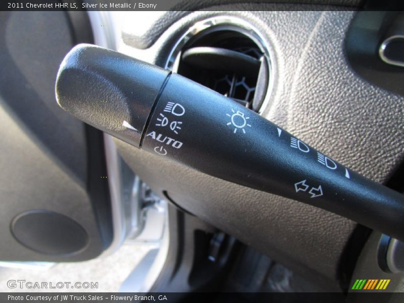 Silver Ice Metallic / Ebony 2011 Chevrolet HHR LS