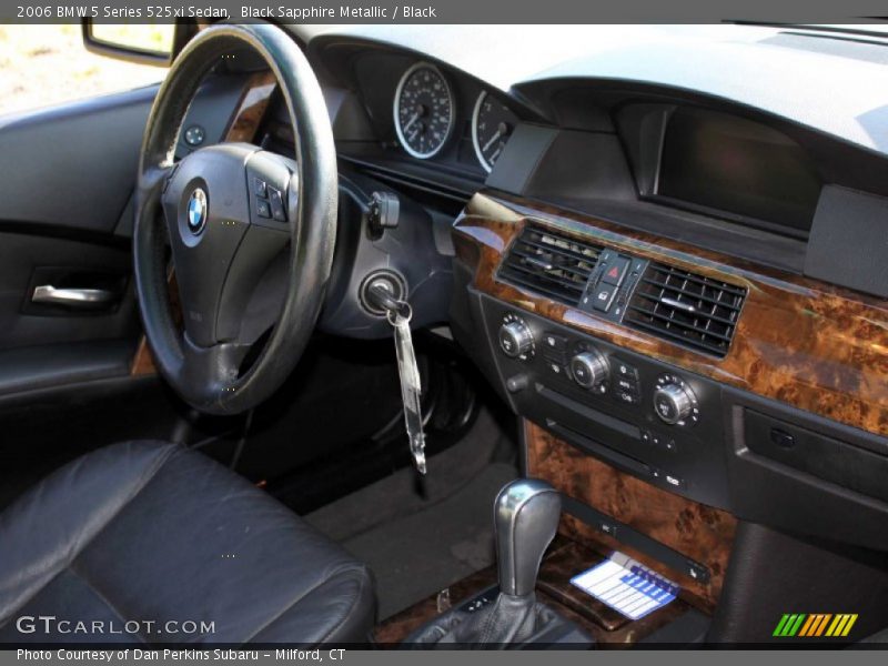 Black Sapphire Metallic / Black 2006 BMW 5 Series 525xi Sedan