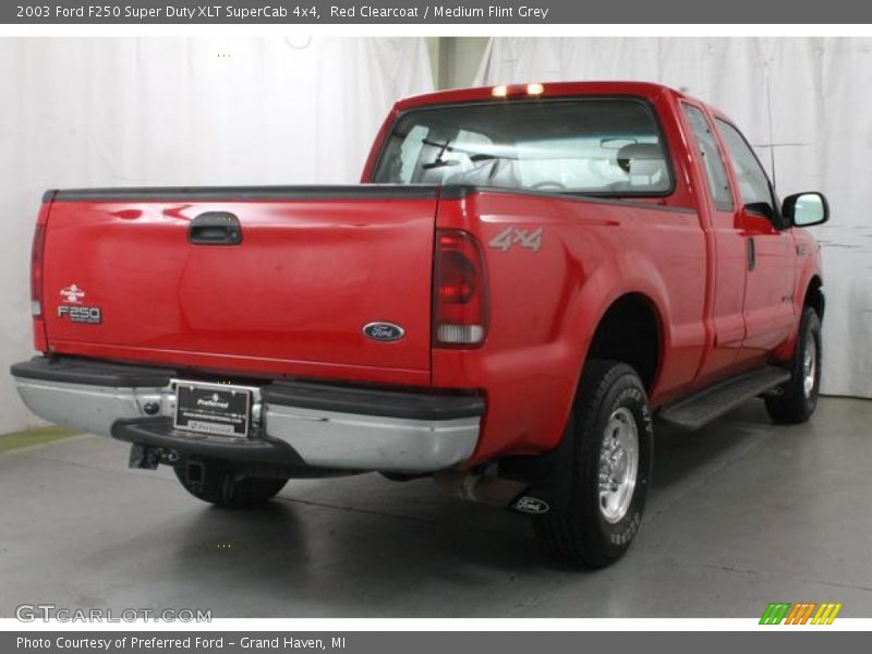 Red Clearcoat / Medium Flint Grey 2003 Ford F250 Super Duty XLT SuperCab 4x4