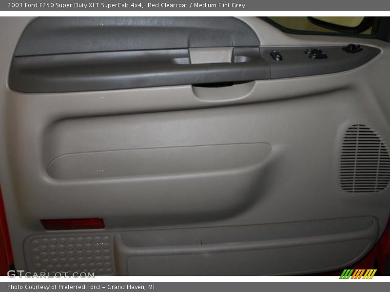 Red Clearcoat / Medium Flint Grey 2003 Ford F250 Super Duty XLT SuperCab 4x4