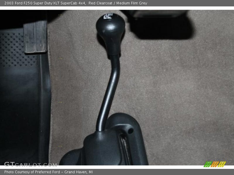 Red Clearcoat / Medium Flint Grey 2003 Ford F250 Super Duty XLT SuperCab 4x4