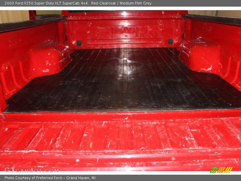 Red Clearcoat / Medium Flint Grey 2003 Ford F250 Super Duty XLT SuperCab 4x4
