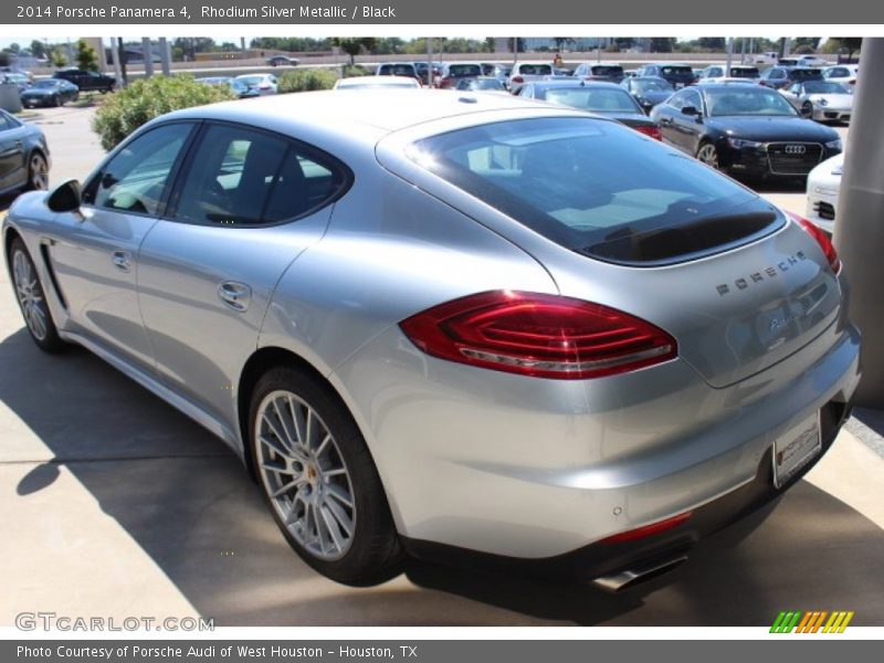 Rhodium Silver Metallic / Black 2014 Porsche Panamera 4