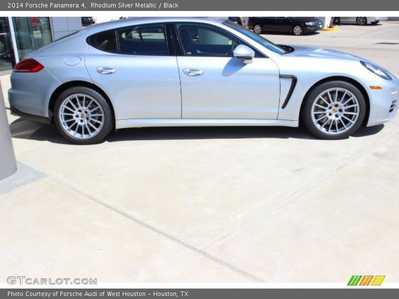 Rhodium Silver Metallic / Black 2014 Porsche Panamera 4