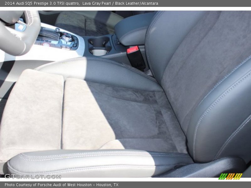 Front Seat of 2014 SQ5 Prestige 3.0 TFSI quattro