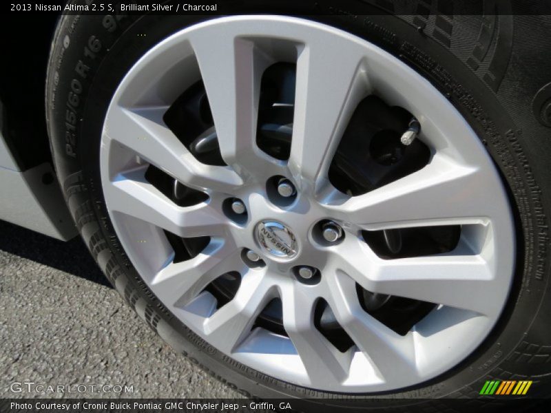 Brilliant Silver / Charcoal 2013 Nissan Altima 2.5 S