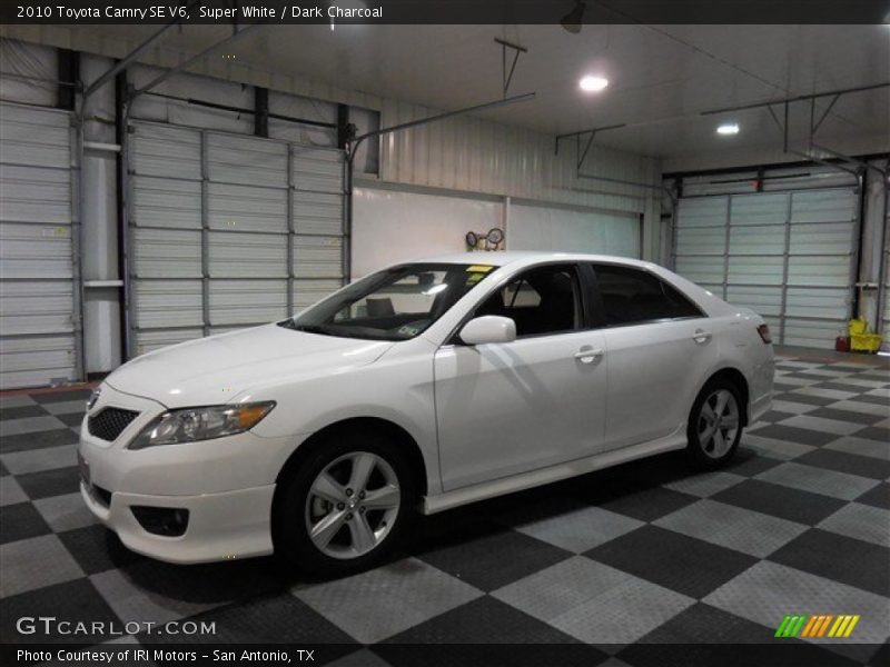 Super White / Dark Charcoal 2010 Toyota Camry SE V6