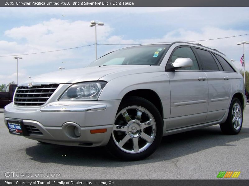 Bright Silver Metallic / Light Taupe 2005 Chrysler Pacifica Limited AWD