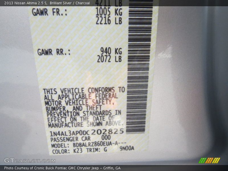Brilliant Silver / Charcoal 2013 Nissan Altima 2.5 S