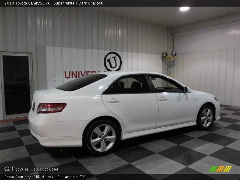 Super White / Dark Charcoal 2010 Toyota Camry SE V6