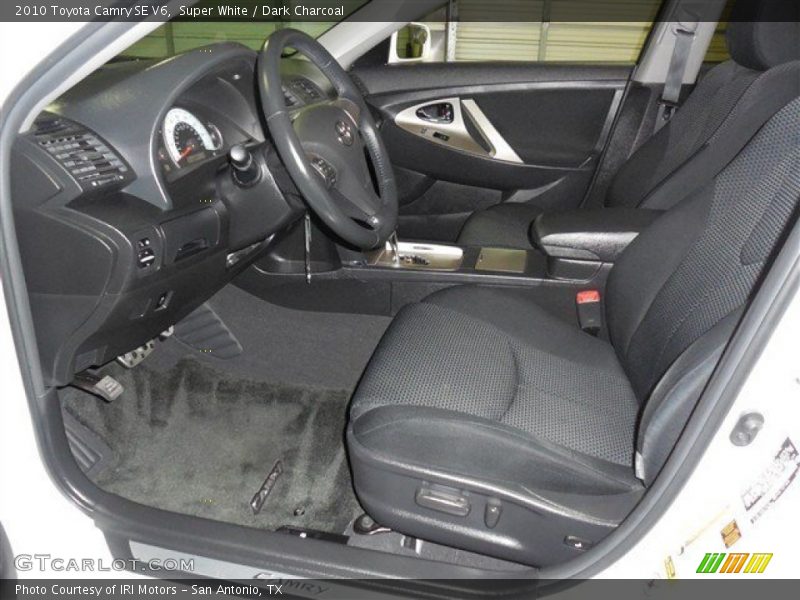 Super White / Dark Charcoal 2010 Toyota Camry SE V6