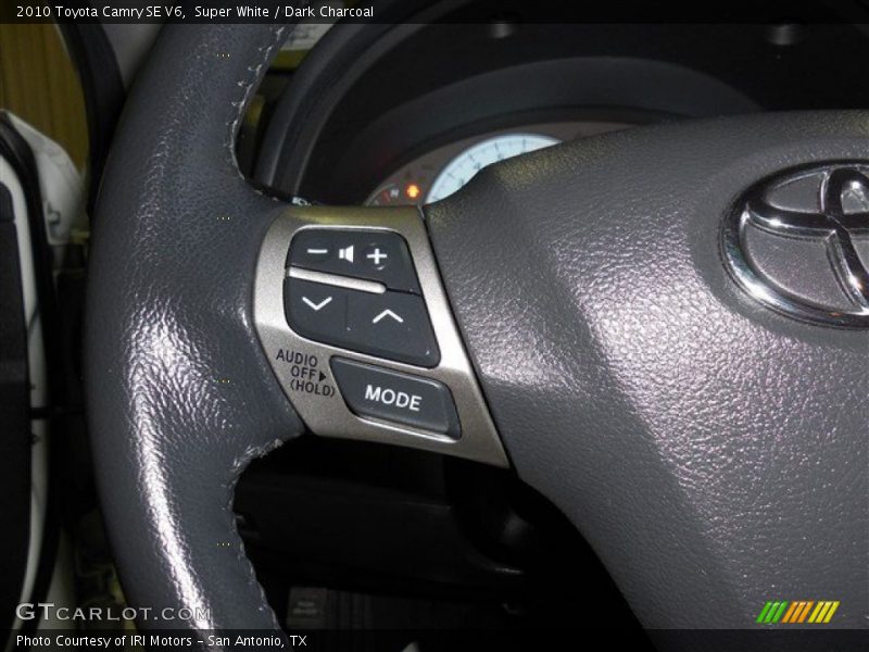 Super White / Dark Charcoal 2010 Toyota Camry SE V6