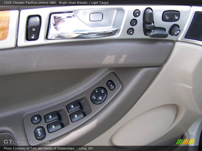 Bright Silver Metallic / Light Taupe 2005 Chrysler Pacifica Limited AWD