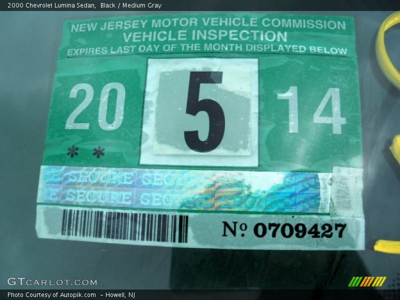 Black / Medium Gray 2000 Chevrolet Lumina Sedan